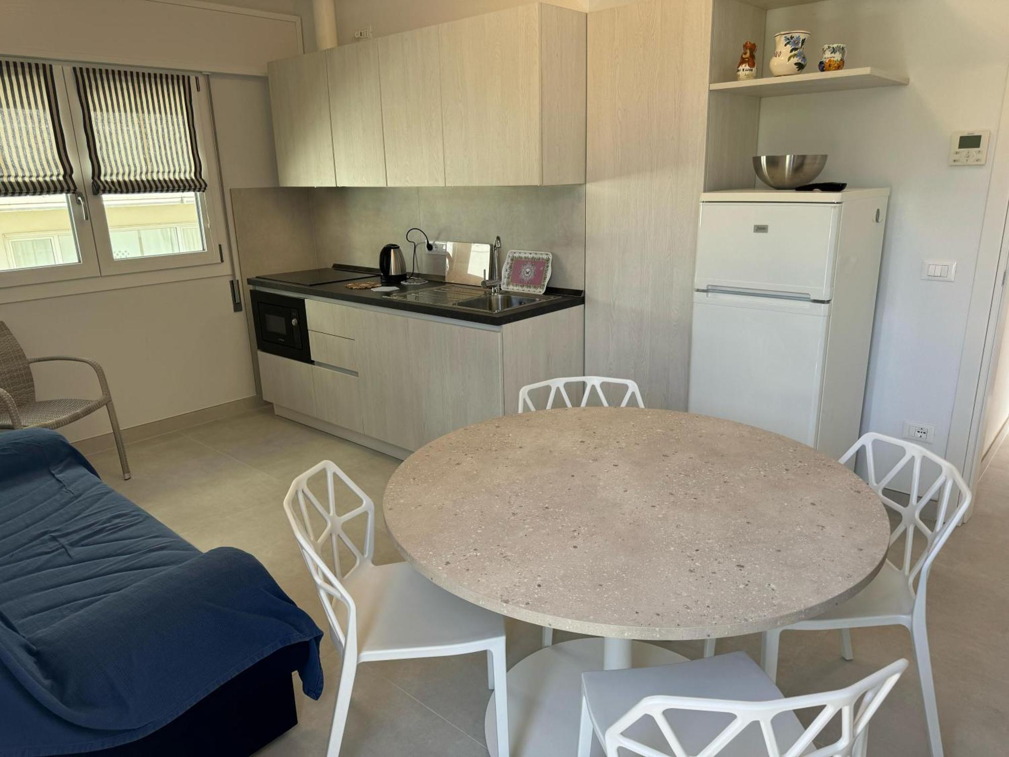 App4Rent Villa Zanetti - Appartamenti Con Spiaggia Privata Frontemare Lido di Jesolo Ngoại thất bức ảnh